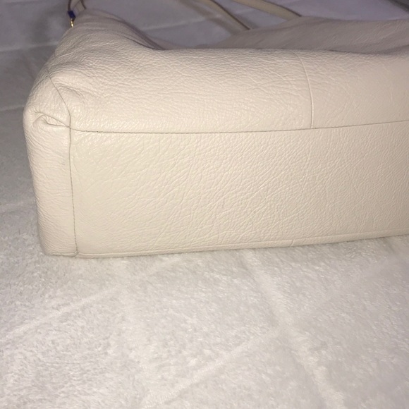 COACH PHOEBE SHOULDER BAG IN PEBBLE LEATHER - Picture 4 of 5